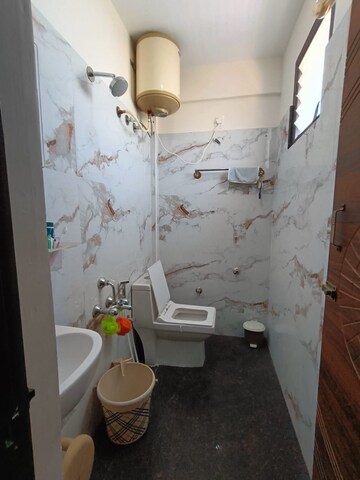 Bathroom in 1 RK Apartment at Halasuru – for Rent
