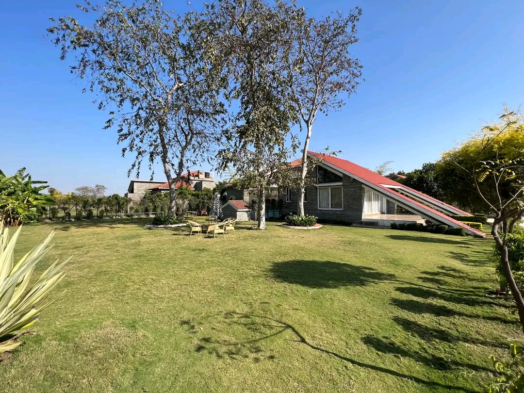 3 BHK + Servant Room Villa For Sale in Kalpvriksh Villa 