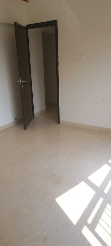 1 BHK Apartment For Rent in UK Iridium Kandivali East Mumbai  8231777