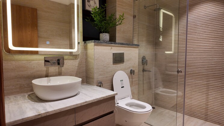 Bathroom, east of kailash 3 Bedroom 1125 Sq.Ft. Builder Floor In East Of Kailash Delhi 8231807