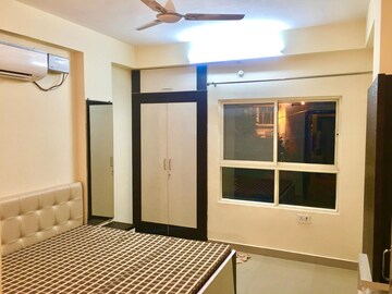 Bedroom in 1.5 BHK Apartment at Patel Nagar – for Rent
