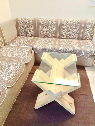 Living Room in 1.5 BHK Apartment at Patel Nagar – for Rent