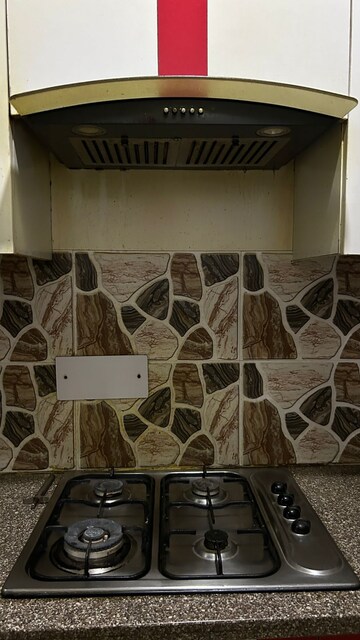 Master Bedroom in 3 BHK Builder Floor at AS Tower, Sector 45 – for Rent