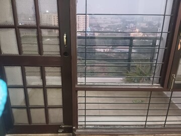 Room in 2 BHK Apartment at Omega Orchid Heights, Faizabad Road – for Sale