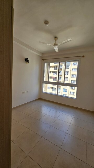Room in 1 BHK Apartment at Bhartiya Nikoo Homes, Thanisandra Main Road – for Rent