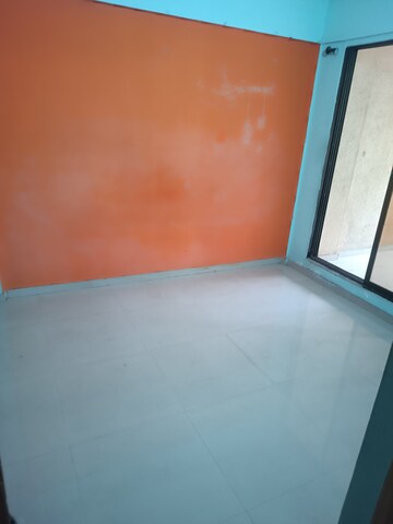 Room in 2 BHK Builder Floor at Nirman Vihar – for Rent