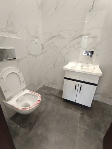 Bathroom in 2.5 BHK Apartment at Paschim Vihar – for Rent