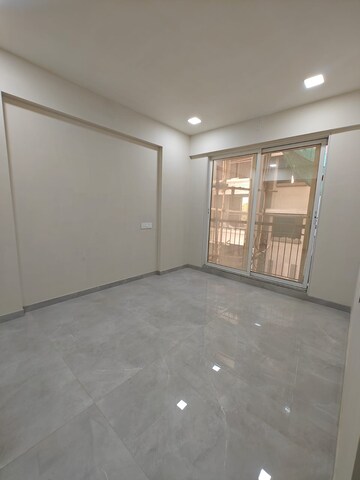 Room in 2 BHK Apartment at Ayaan Max Heights Majestic, Sikar Road – for Sale