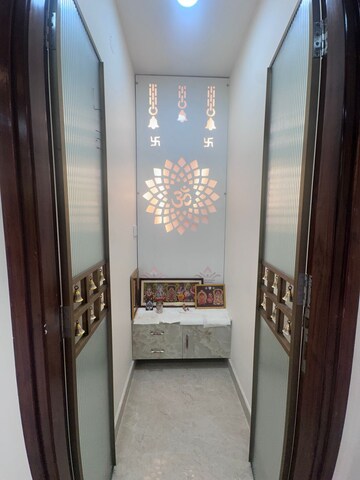 Building Lobby in 4 BHK Apartment at Madhapur – for Rent