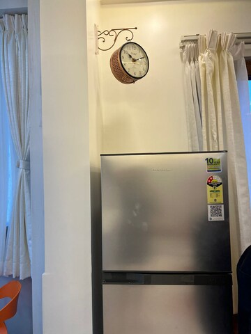 Furnished Amenities in 1 BHK Apartment at Indiranagar – for Rent
