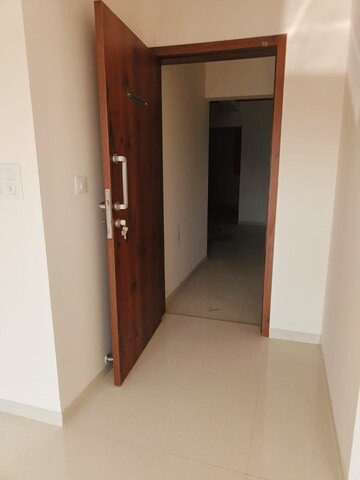 Room in 2 BHK Apartment at Gagan Avencia, Kharadi – for Rent