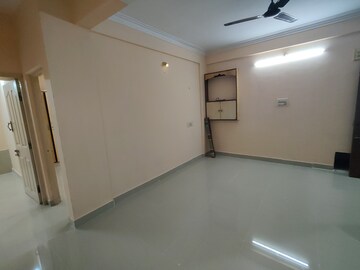 Room in 2 BHK Apartment at Marathahalli – for Rent