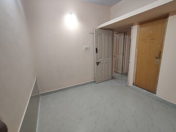 Room in 2 BHK Apartment at Marathahalli – for Rent