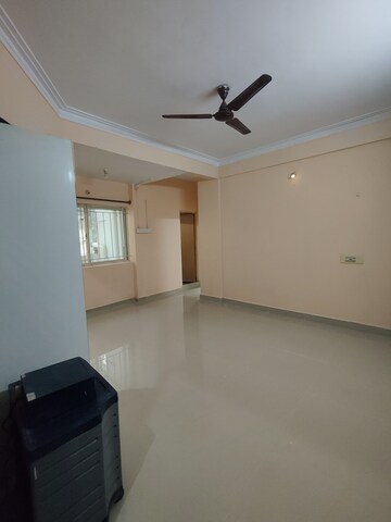 Room in 2 BHK Apartment at Marathahalli – for Rent