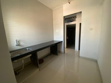 Room in 1 RK Apartment at New Ashok Nagar – for Rent
