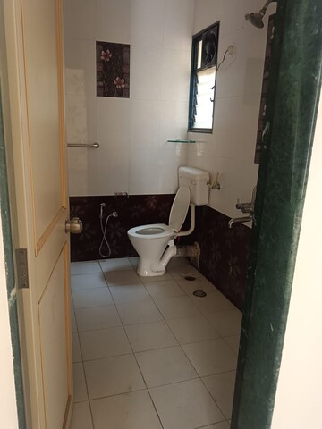 Bathroom in 1 RK Apartment at New Ashok Nagar – for Rent