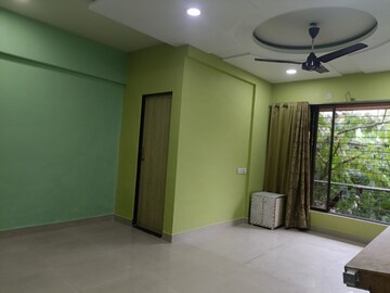 Room in 2.5 BHK Apartment at Ekveera Avenue, Borivali West – for Rent