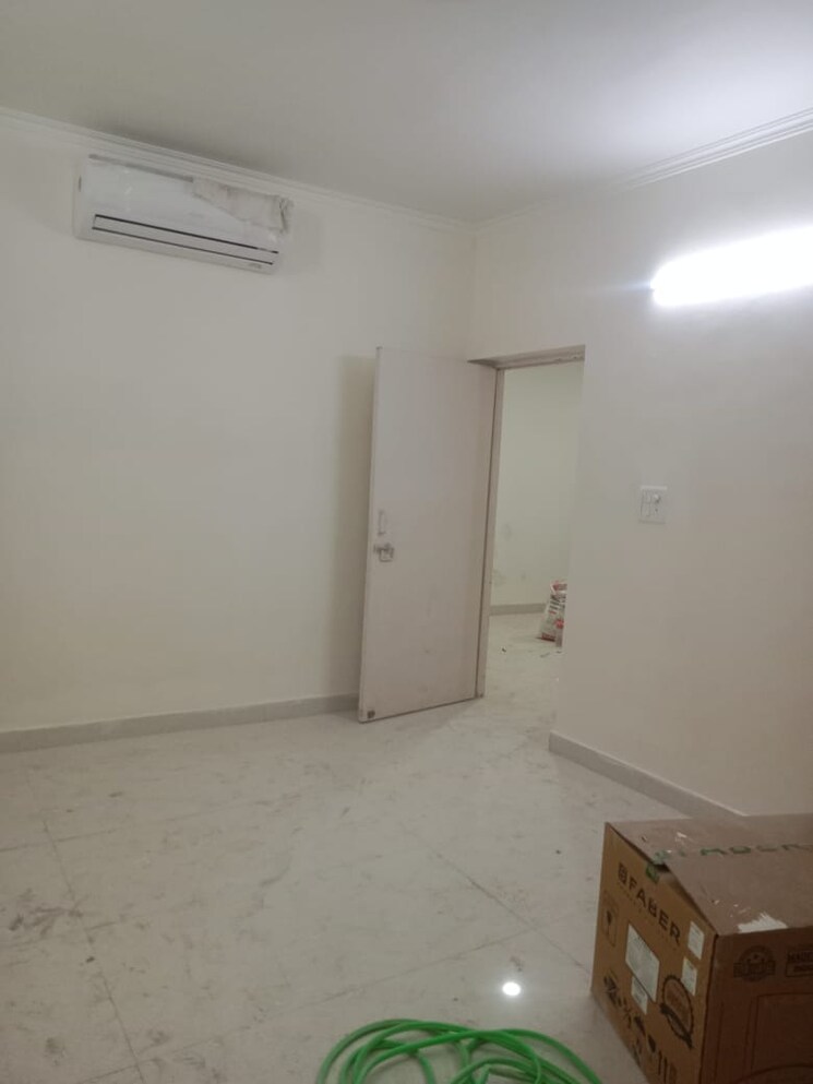 Room, vasant kunj 3 Bedroom 1800 Sq.Ft. Apartment In Vasant Kunj Delhi 8232391