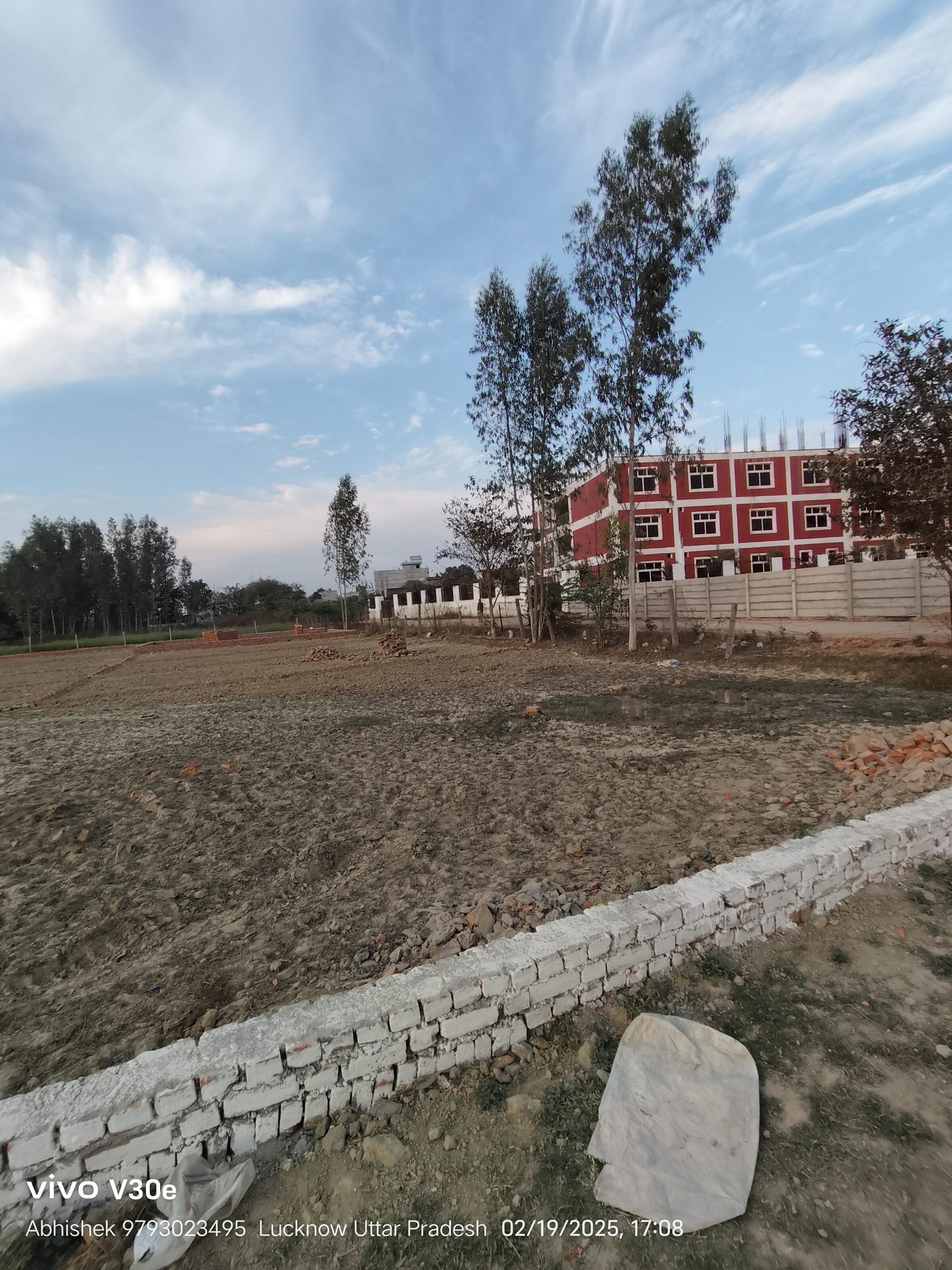 Plot For Sale in Ready To Move Plots