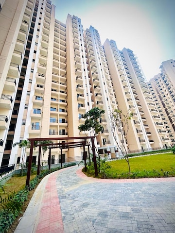 2 BHK Apartment For Resale in Saya Gold Avenue Vaibhav Khand Ghaziabad  8232450