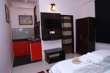 3 BHK Apartment For Rent in Supertech Czar Suites Omicron I Greater Noida Greater Noida  8232499