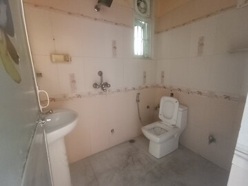 Bathroom in 3 BHK Apartment at Exhibition Road – for Sale