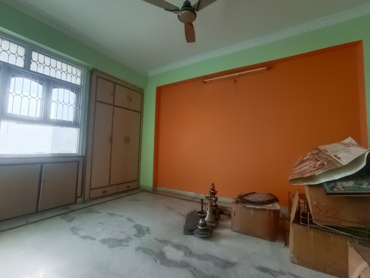 Room, exhibition road 3 Bedroom 1585 Sq.Ft. Apartment In Exhibition Road Patna 8232518