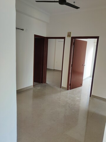 Room in 2 BHK Apartment at Sector 150 – for Rent