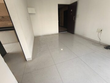 Room in 1 BHK Apartment at Akshay Amardeep, Chembur – for Rent