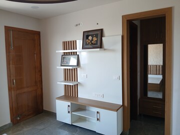 Room in 3 BHK Builder Floor at Global Space Township – for Rent