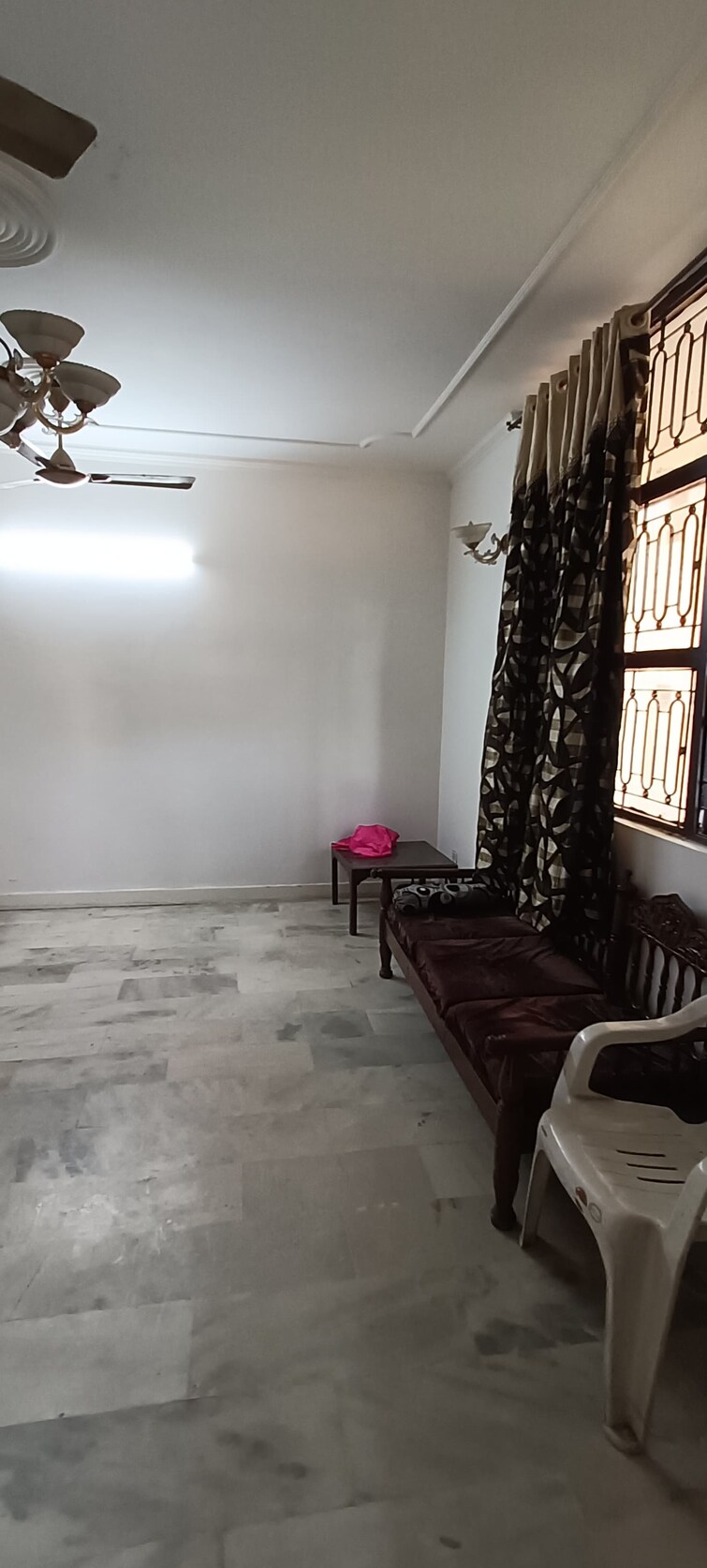 Cover Image, kailash colony 3 Bedroom 1801 Sq.Ft. Builder Floor In Kailash Colony Delhi 8232652