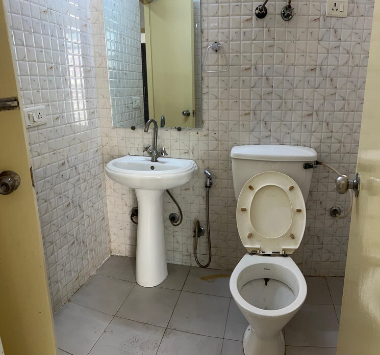 Bathroom, spring-meadows 2 Bedroom 885 Sq.Ft. Apartment In Tech Zone 4 Greater Noida Greater Noida 8232679