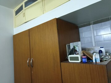 Furnished Amenities in 2 BHK Apartment at Swastik Park, Chembur – for Rent