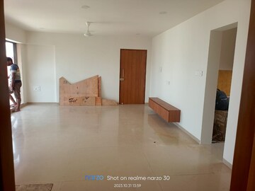Room in 2 BHK Apartment at Precons Khar Kalpak CHS, Khar West – for Sale