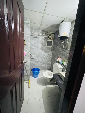 Bathroom in 3 BHK Apartment at Amrapali Platinum, Sector 119 – for Sale