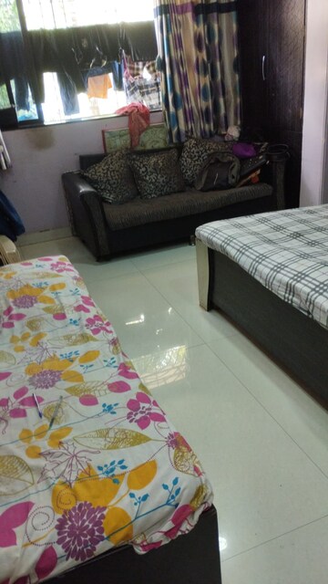 Bedroom in 2 BHK Apartment at Navjeevan Society, Chembur – for Rent
