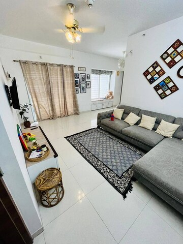 Bedroom in 2 BHK Apartment at Sharada Alliance Paritosh, Balewadi – for Rent