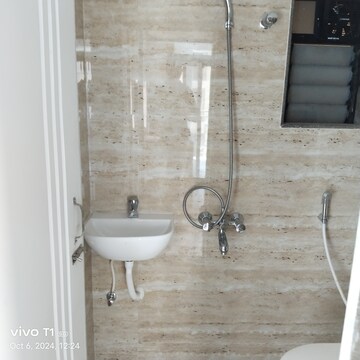 Bathroom in 1 BHK Apartment at Vasant Vihar – for Rent