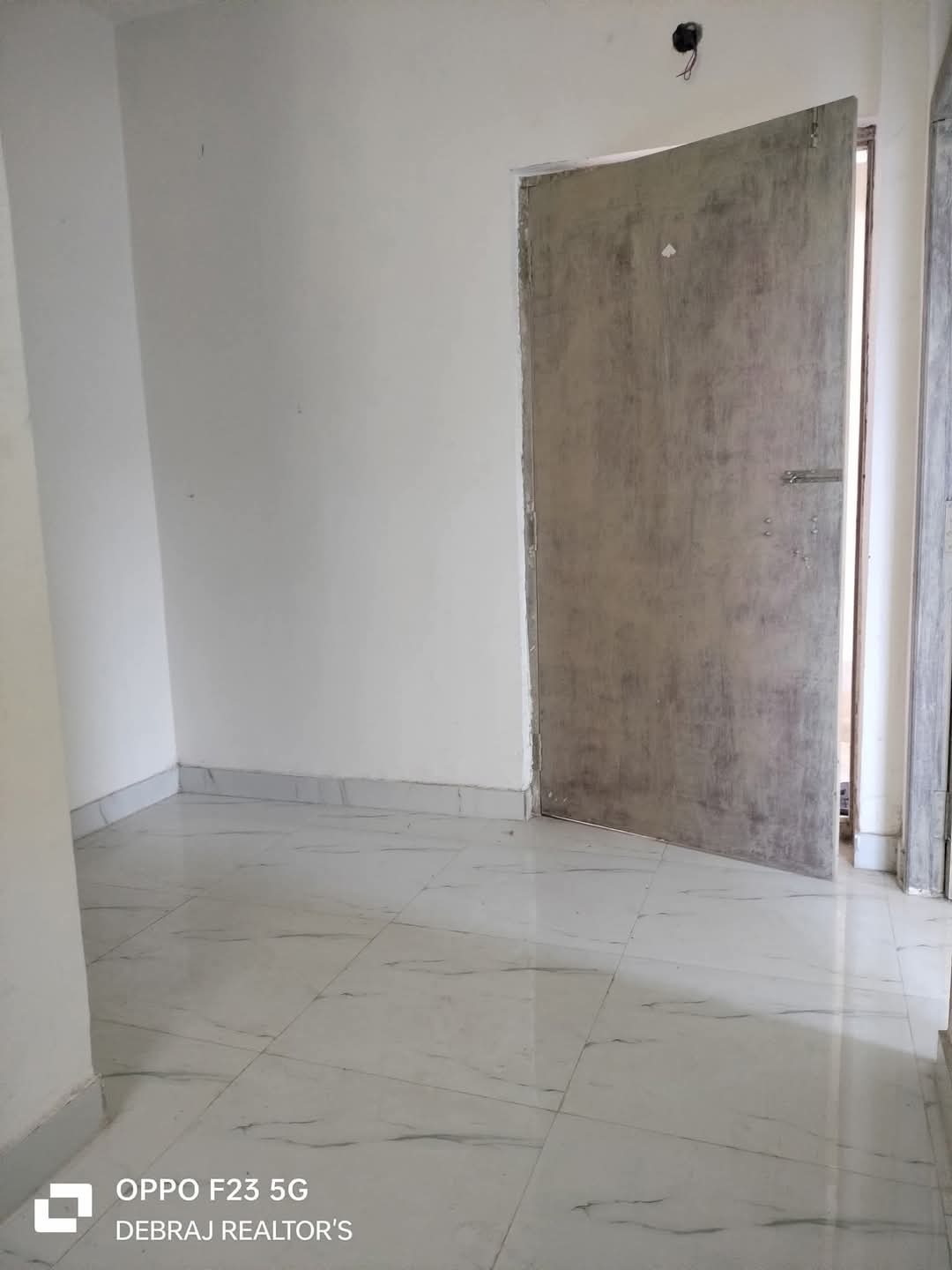 2 BHK + Extra Room Apartment For Sale in Ananda Niketan