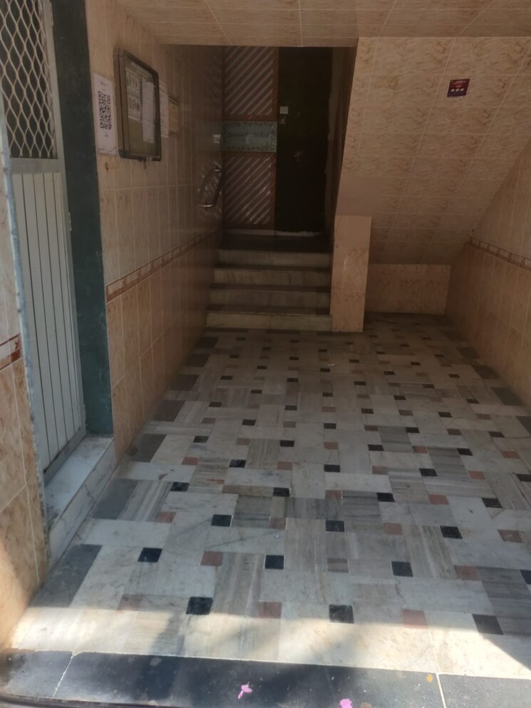 Bathroom, avishkar-chs 3 Bedroom 900 Sq.Ft. Apartment In Kandivali West Mumbai 8233061