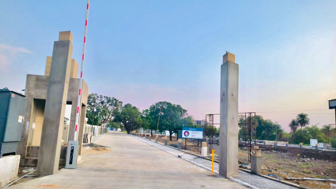 Plot For Sale in Opera Corridor 