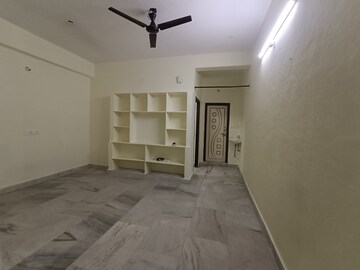 Room in 1 BHK Apartment at Kondapur – for Rent