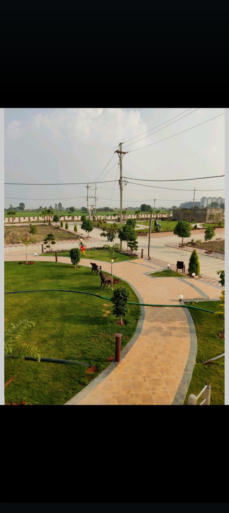 Garden, super corridor  600 Sq.Yd. Plot In Super Corridor Indore 8233132