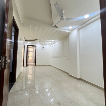 3 BHK Builder Floor For Rent in Chattarpur