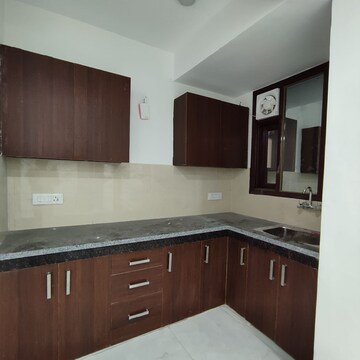 Kitchen in 2 BHK Builder Floor at Chhajjupur – for Rent