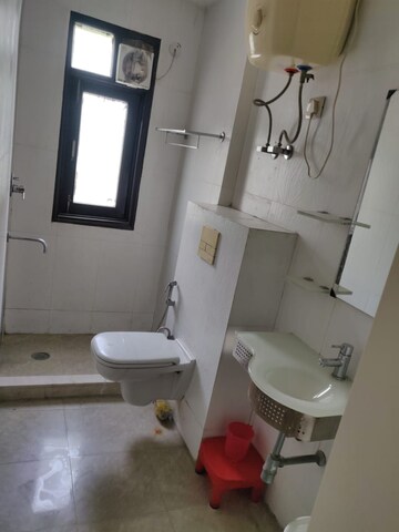 Bathroom in 3 BHK Builder Floor at Safdarjang Enclave – for Rent