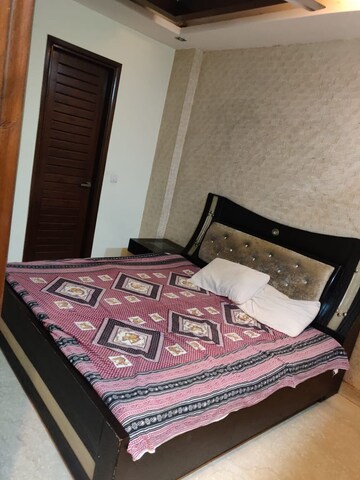 Bedroom in 3 BHK Builder Floor at Safdarjang Enclave – for Rent