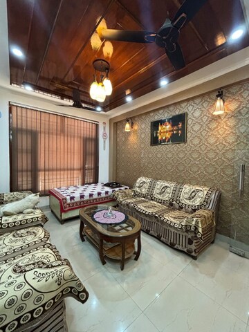 Bedroom in 2 BHK Builder Floor at Sector 115 – for Rent