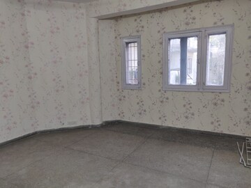 Room in 3 BHK Apartment at Saket – for Rent