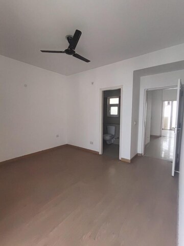 Room in 3.5 BHK Apartment at Emaar Gurgaon Greens, Sector 102 – for Rent